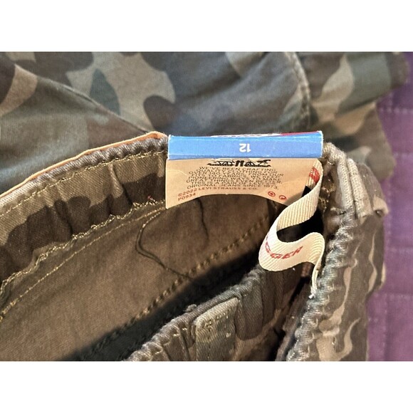 Levi Strauss & Co Youth Camo Jogger Jeans Size 12 Reg Brand NEW with Tags - Picture 10 of 11